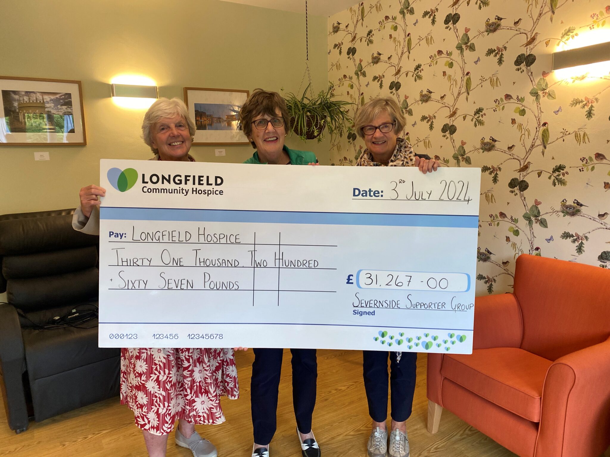 Community group raises over £30,000 for local hospice